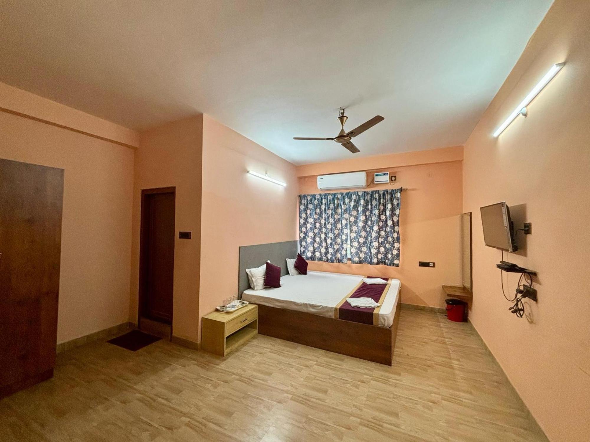 Krishna Shree Guest House Гувахати Экстерьер фото